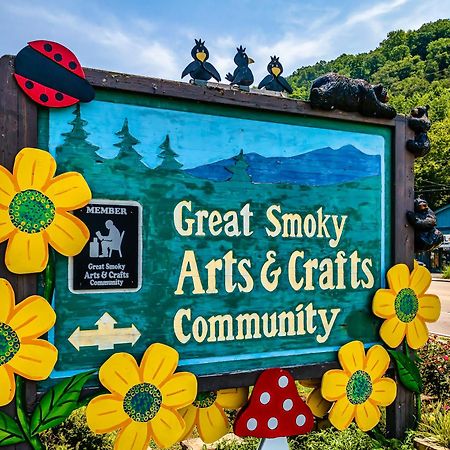 A Top Notch Lodge~Gatlinburg Buitenkant foto