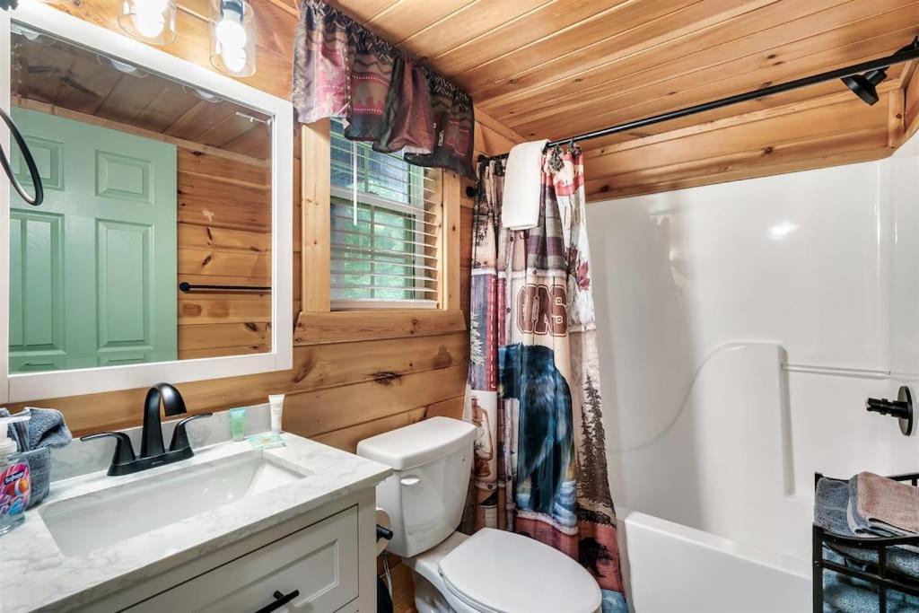 A Top Notch Lodge~Gatlinburg Buitenkant foto